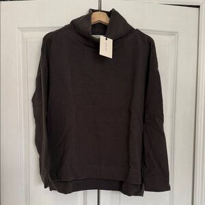NWT NA NIN Mia Rippled Cotton Pullover in Faded Black